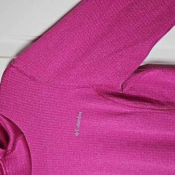 Columbia Omni XS wick fuscia pink pullover hoodie - Picture 8 of 16